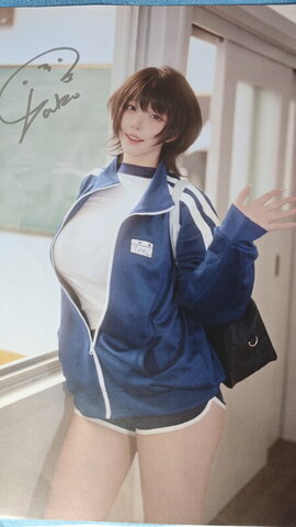 Takomayuyi nude photo 10