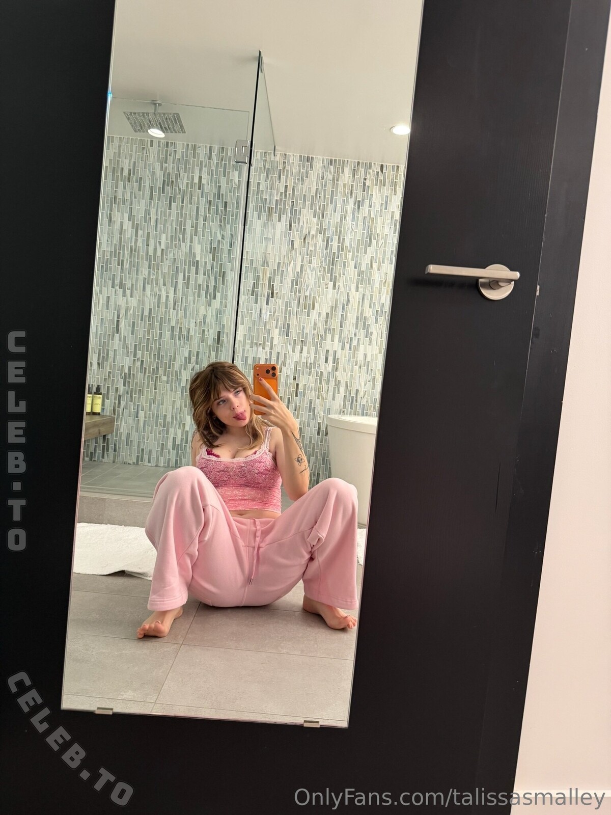 Talissa Smalley nude photo 8
