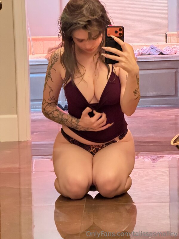 Talissa Smalley nude photo 2