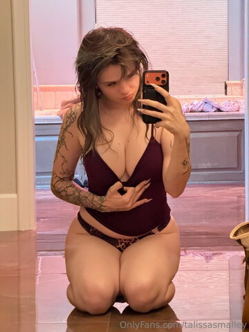 Talissa Smalley nude photo 9