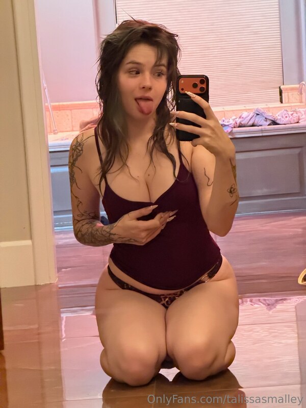 Talissa Smalley nude photo 5