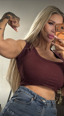 Tania Amazon nude photo 5