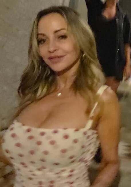 Tara Strong nude photo 2