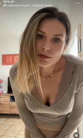 tara.pi nude photo 2