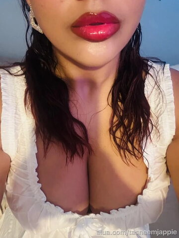 Tasneemjappie nude photo 4