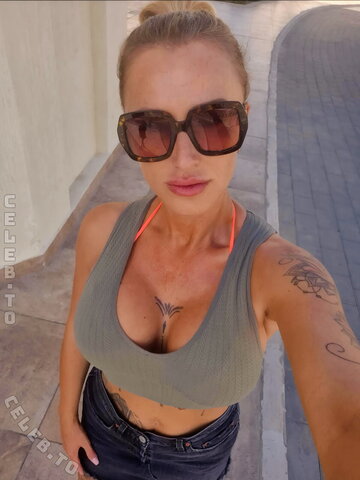 Tati_ink nude photo 22