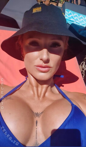Tati_ink nude photo 3