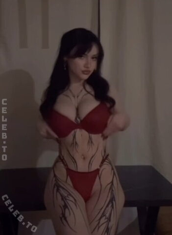 Tattedgirllia nude photo 1
