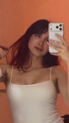Tawna nude
