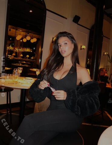 Tay Morad nude photo 14