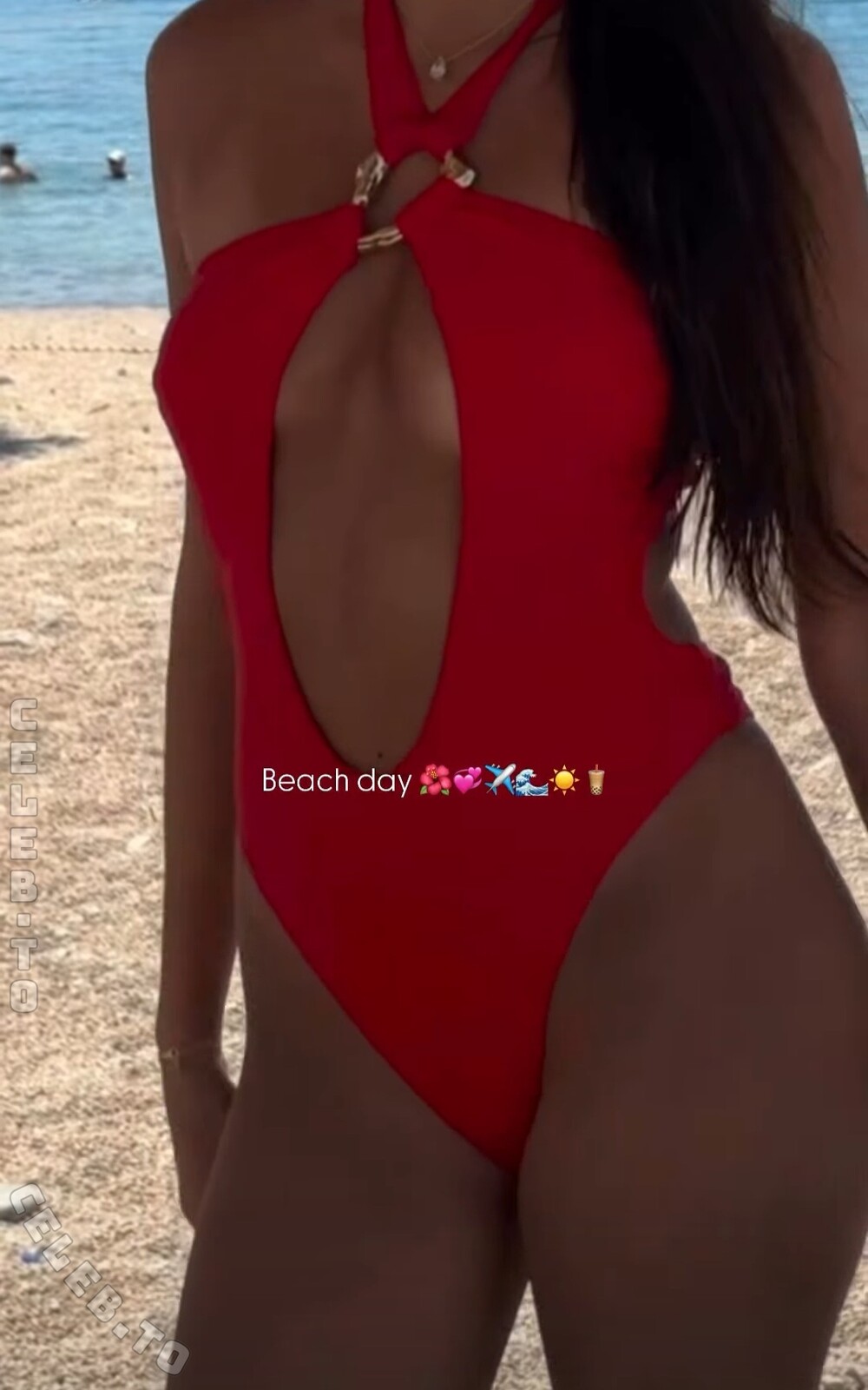 Tay Morad nude photo 4