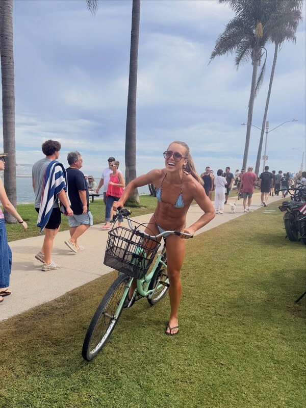 Tayla Brunger nude photo 4