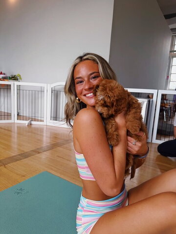taylor barnett nude photo 5
