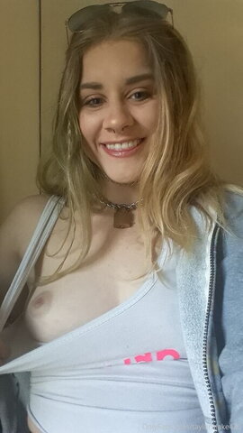 Taylor Blake New (14 photos)