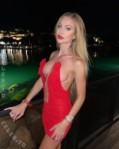 Taylor Mega nude photo 6