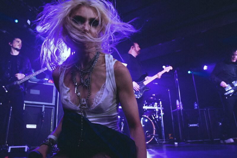Taylor Momsen nude photo 1