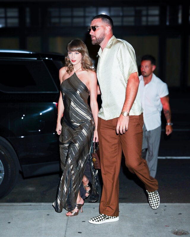 Taylor Swift nude photo 16