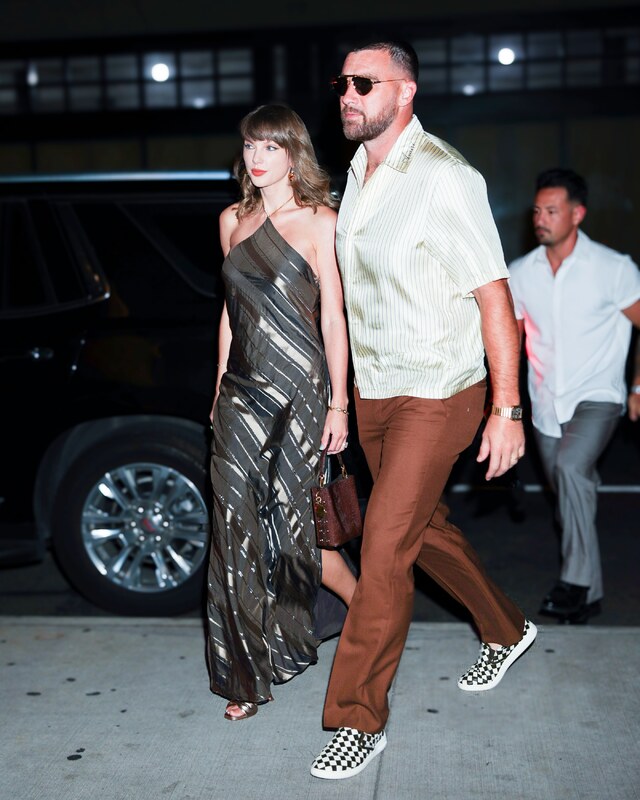 Taylor Swift nude photo 22