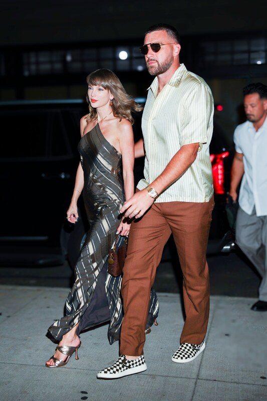 Taylor Swift nude photo 25