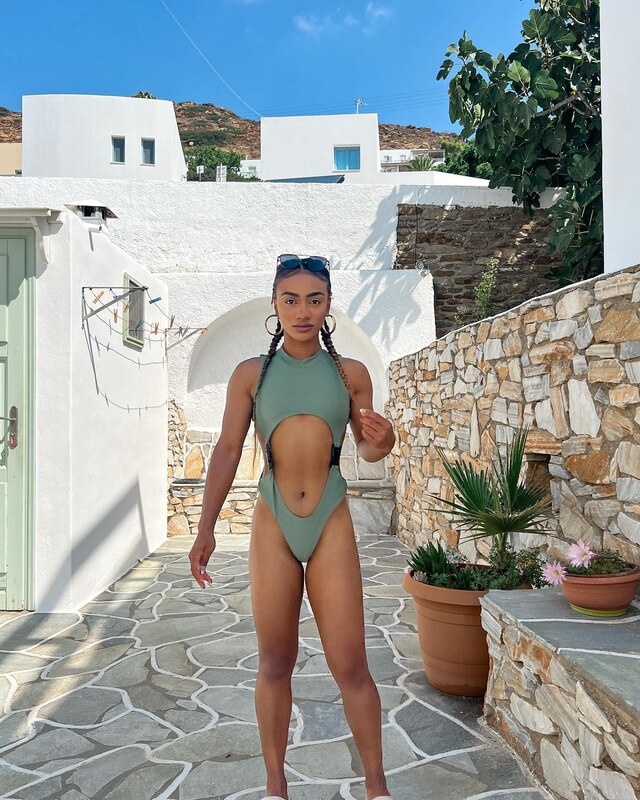 taylorchamp nude photo 3