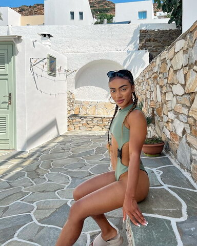 taylorchamp nude photo 5