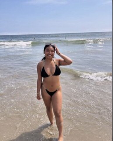 Teadahsavy nude photo 2