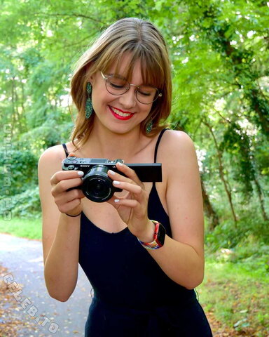 tech_like_vera nude photo 7