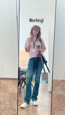 tech_like_vera nude photo 2
