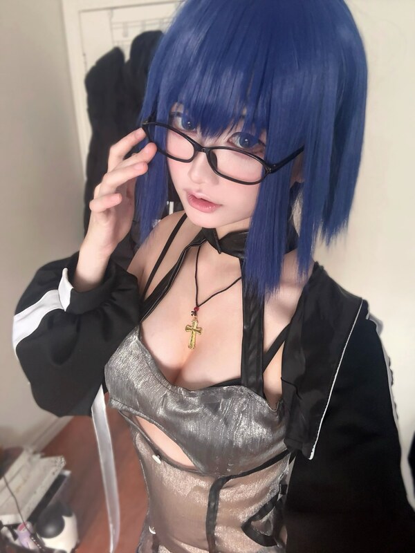 teiiowo nude photo 4