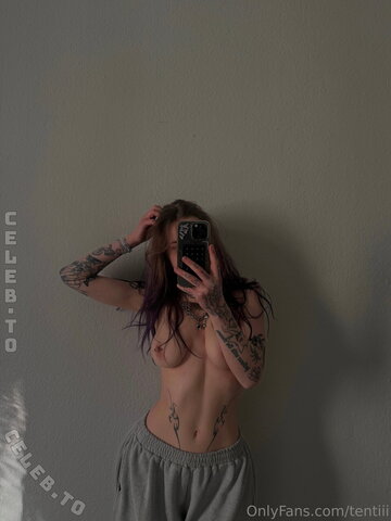 Tentiii nude photo 39