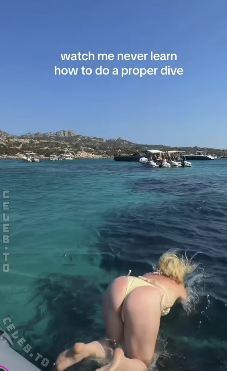 Teresa Bauer nude photo 3