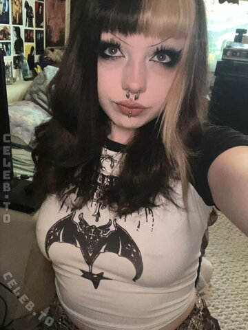 Terrorrgore nude photo 11