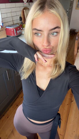 Tesco Tart nude
