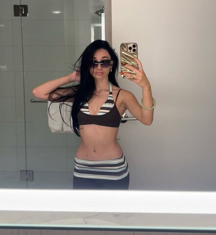 Tessa Ortega Hot (15 photos)