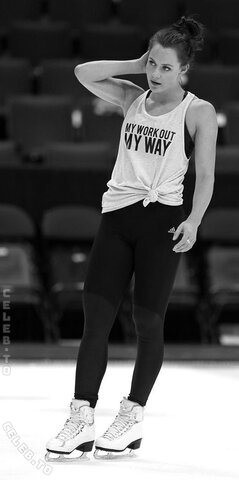 Tessa Virtue nude photo 5