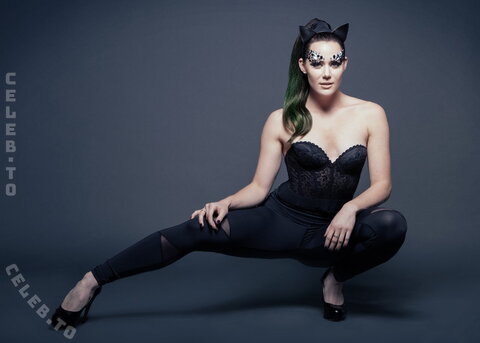 Tessa Virtue nude photo 10