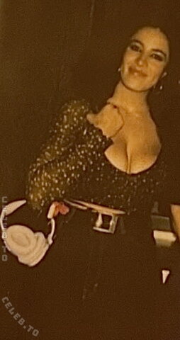 Tessniem Kadiri nude photo 5