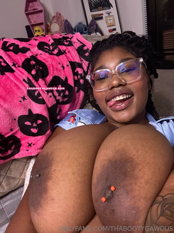 ThaBootyGawdus nude photo 4