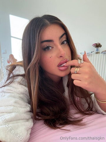 Thais Gauchkarian Fresh (1 photo)