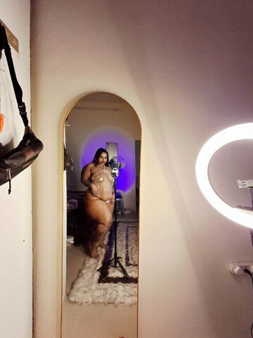@Thatmalluchic nude photo 2