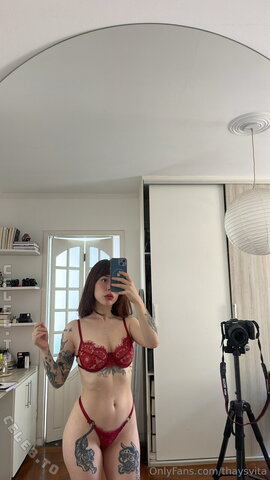 Thays Vita nude photo 21