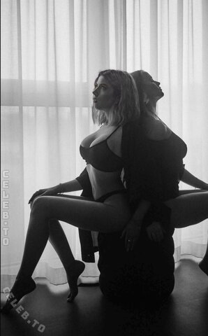 thealeexa nude photo 14
