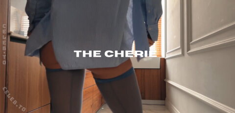 thecheriemag – Pleasuring herself in the kitchen