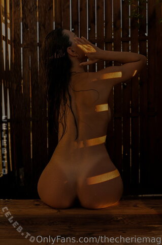 thecheriemag – Shower pics and clips
