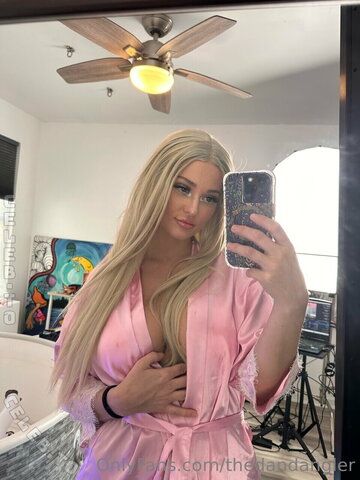 TheDanDangler – Check your dms right now if you want to all of my best sex tapes in 2025🤭 - 2026-05-23