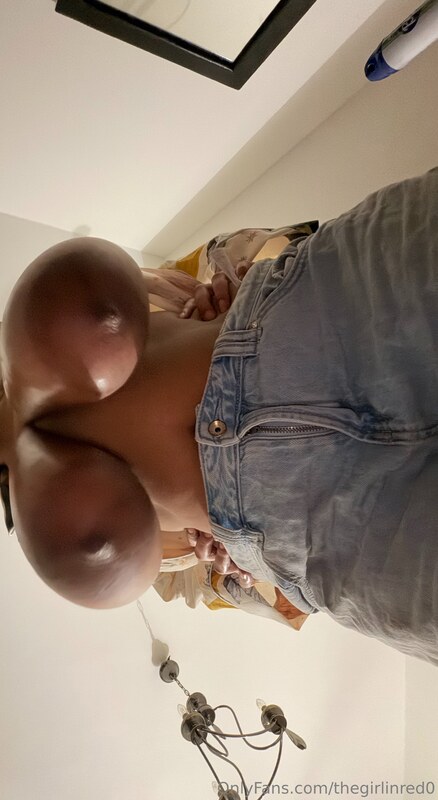 Thegirlinred0 nude photo 2
