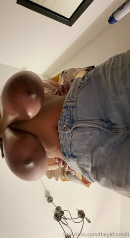 Thegirlinred0 nude photo 12