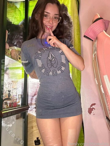 therealaly photo 1