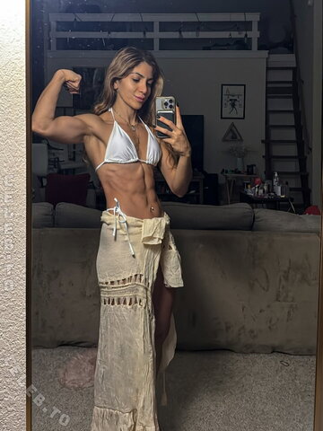 therealprincessofpersia photo 3