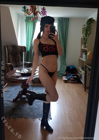 Thereisnomilk nude photo 7